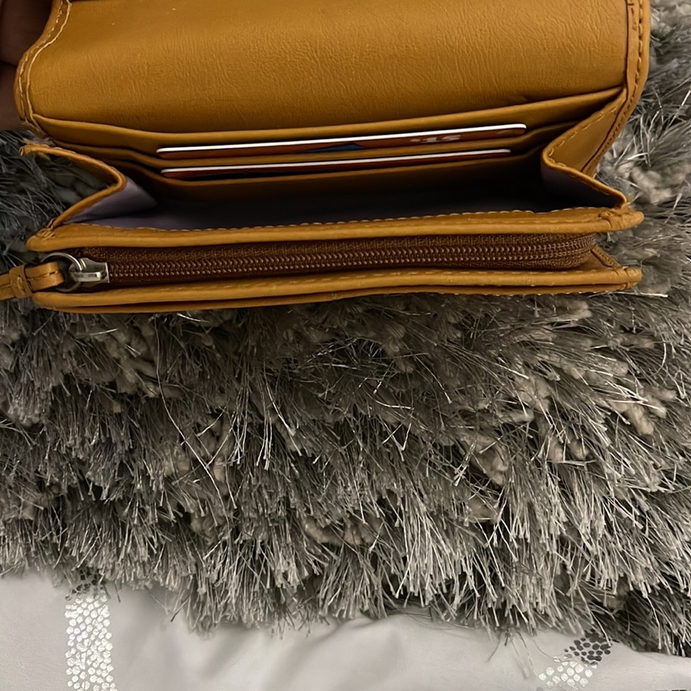 Wallet - Picture 3 of 7